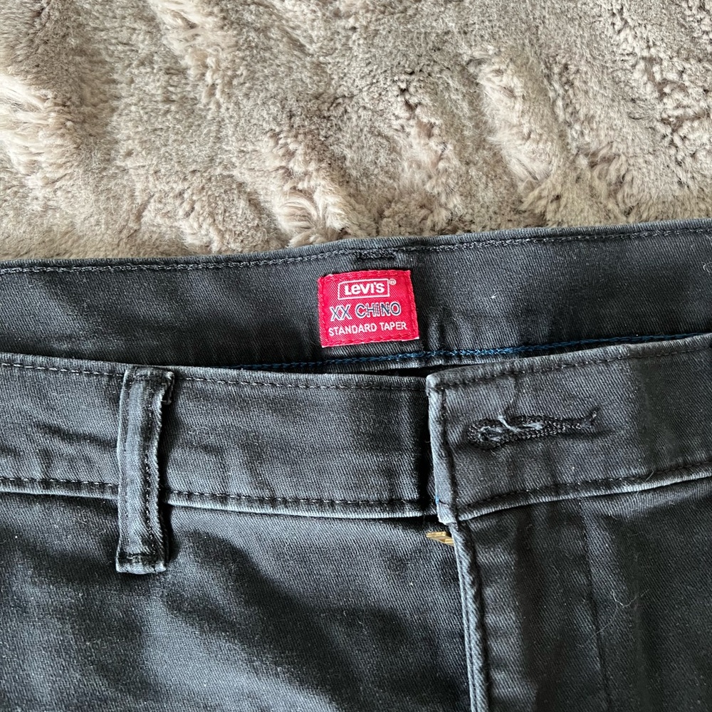 Levi’s chinos 38x32